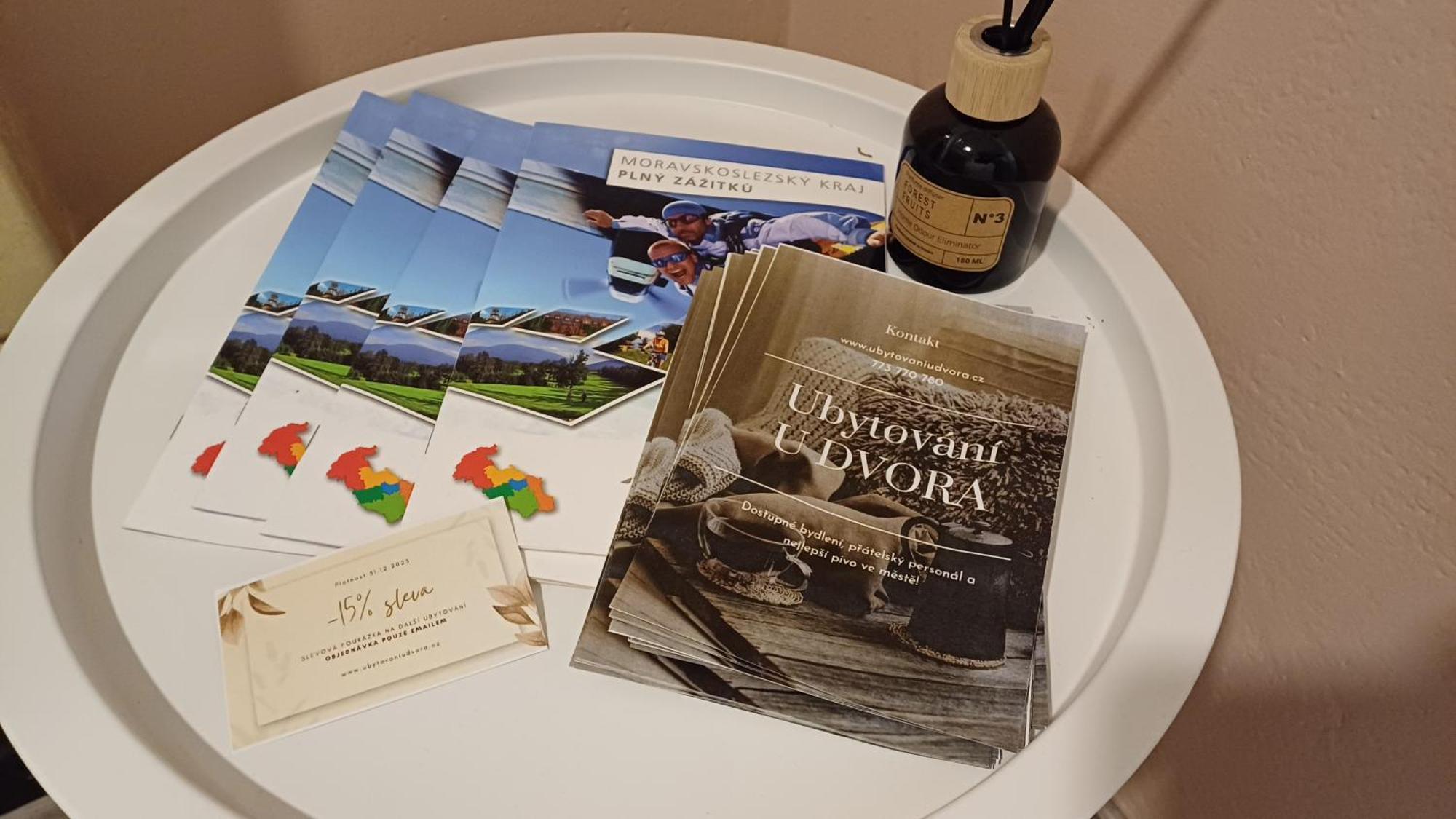 Ubytovani U Dvora โบฮูมิน ภายนอก รูปภาพ